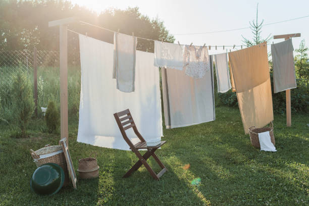a place for drying linen,sheets and clothes on the street in the - garden decoration photos et images de collection