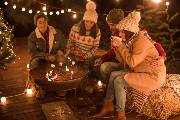 all people i love for christmas - garden decoration stock pictures, royalty-free photos & images