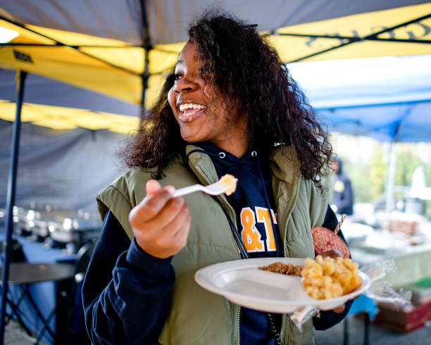black college experience: homecoming - food stock-fotos und bilder