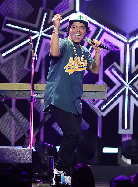 Bruno Mars performs at 102.7 KIIS FM's Jingle Ball 2016 at Staples Center on December 2, 2016 in Los Angeles, California.