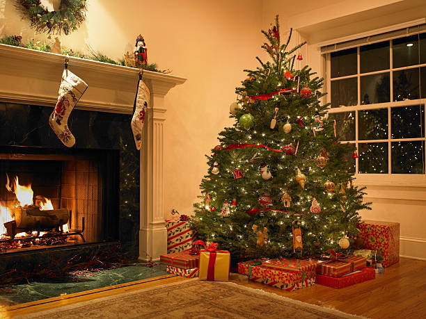 christmas tree in living room - home decoration stock pictures, royalty-free photos & images
