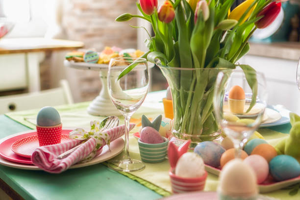 colorful decorated easter place setting - home decoration stock pictures, royalty-free photos & images