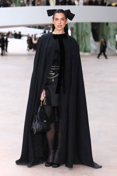 Dua Lipa attends the Chanel Haute Couture Spring-Summer 2025 show as part of Paris Fashion Week on January 28, 2025 in Paris, France.