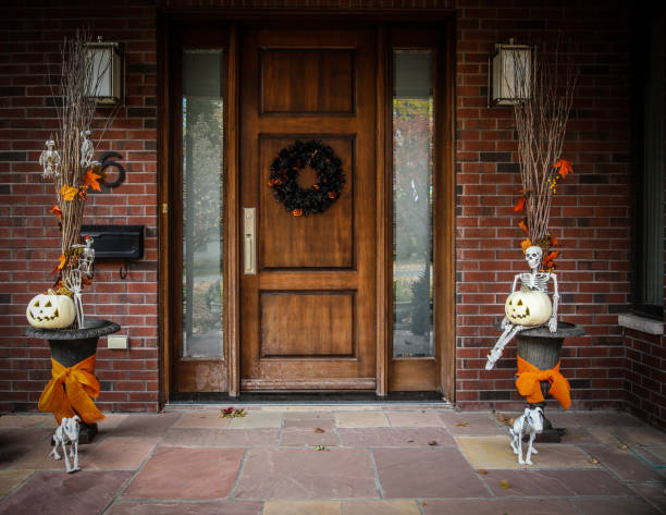 exterior halloween home decor - home decoration stock pictures, royalty-free photos & images