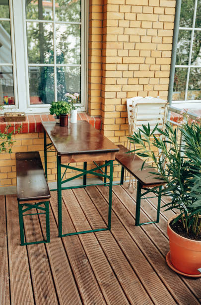 exterior patio with plants - garden decoration stockfoto's en -beelden