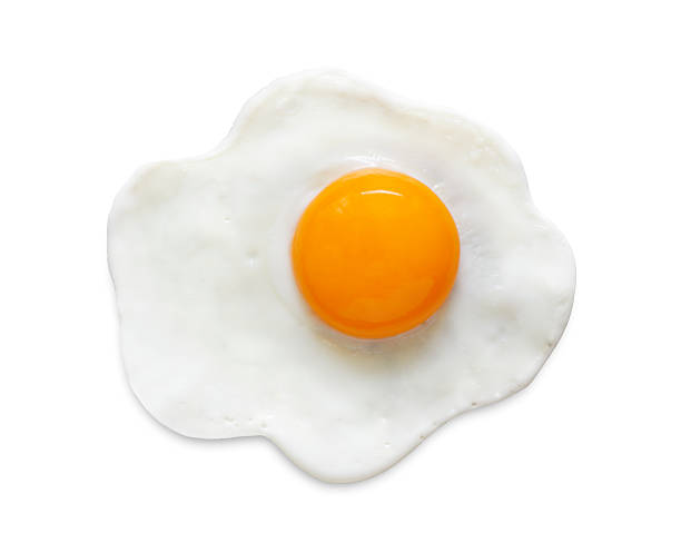 fried egg (clipping path) - food stockfoto's en -beelden