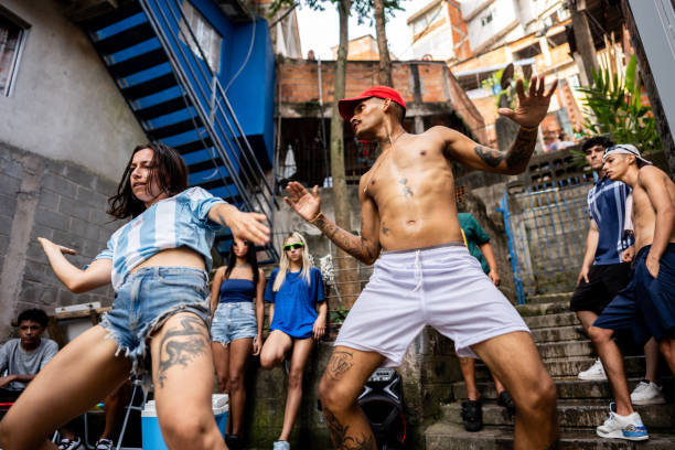 friends dancing break outdoors - concert stock pictures, royalty-free photos & images