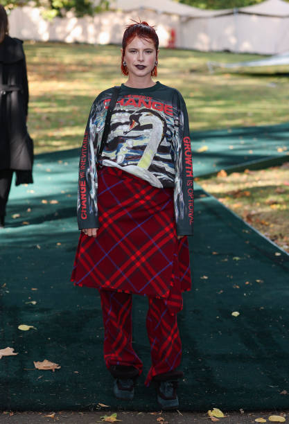 Jessie Buckley attends the Burberry show during London Fashion Week September 2023 on September 18, 2023 in London, England.