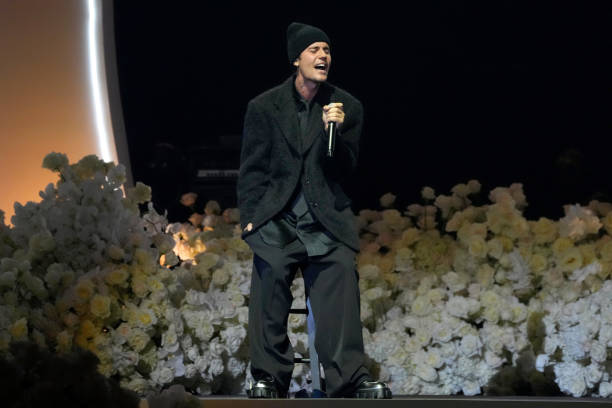 Justin Bieber performs onstage during Takeoff's Celebration of Life at State Farm Arena on November 11, 2022 in Atlanta, Georgia.