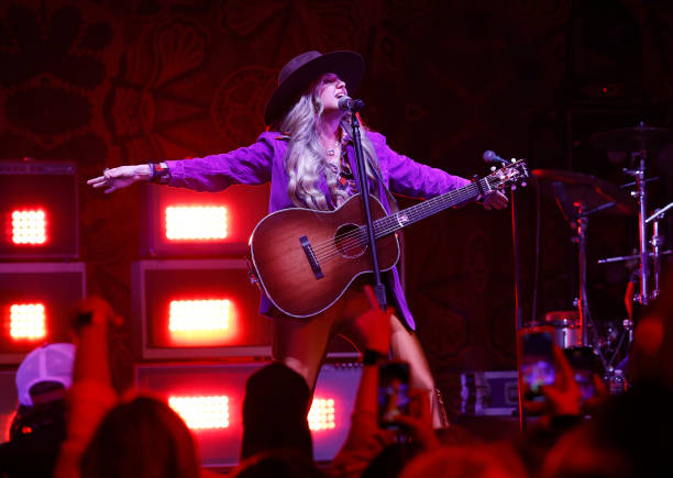 Lainey Wilson performs at Brooklyn Bowl Nashville on March 15, 2023 in Nashville, Tennessee.