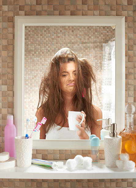 mauvais jour de cheveux - hairstyle photos et images de collection