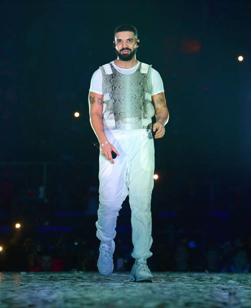 Performs onstage during the Final Stop of 'Aubrey & The three Amigos Tour' at State Farm Arena on November 18, 2018 in Atlanta, Georgia.