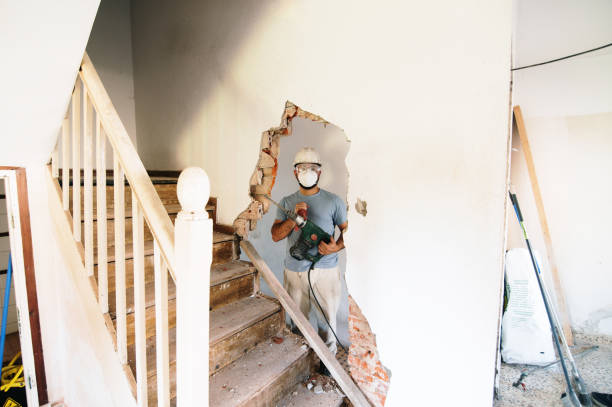 portrait of a construction worker - home decoration stock pictures, royalty-free photos & images