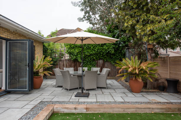 property exteriors - garden decoration stock pictures, royalty-free photos & images