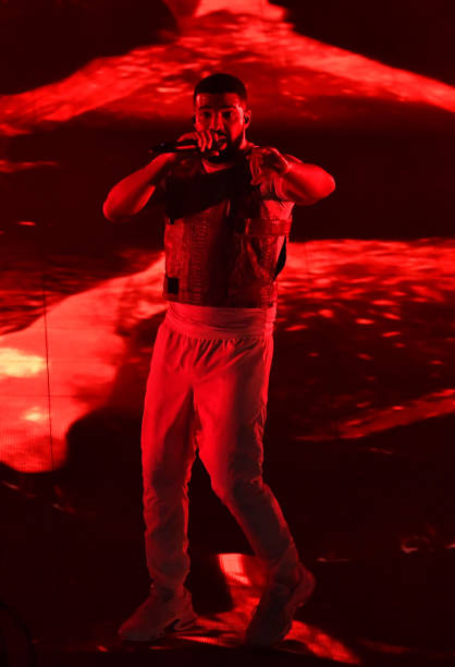 Rapper Drake performs onstage during the final stop of his "Aubrey & The Three Amigos Tour" at State Farm Arena on November 18, 2018 in Atlanta,...