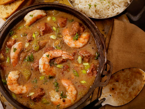shrimp and sausage gumbo - food stock pictures, royalty-free photos & images