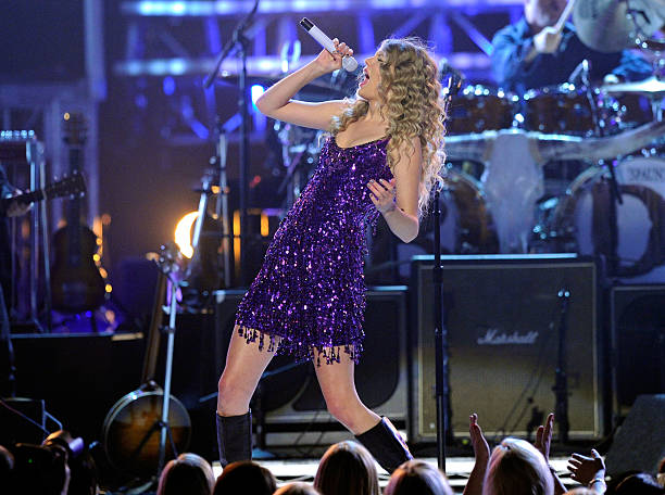 Singer Taylor Swift performs onstage during Brooks & Dunn's The Last Rodeo Show at MGM Grand Garden Arena on April 19, 2010 in Las Vegas, Nevada.