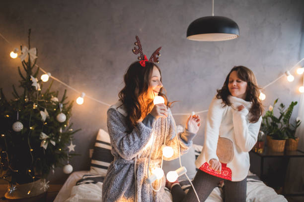 teenage friends have fun - home decoration stock pictures, royalty-free photos & images