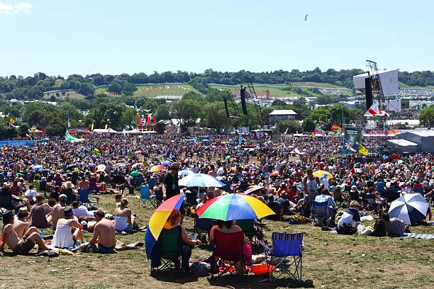 the glastonbury festival 2011 - concert stock pictures, royalty-free photos & images