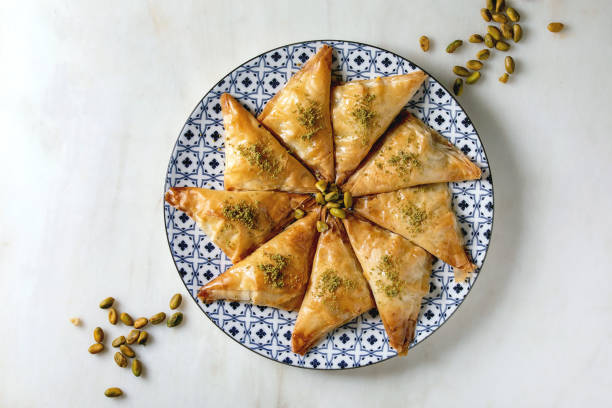 turkish dessert baklava - food photos et images de collection