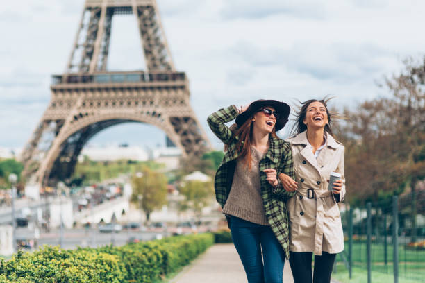 two girlfriends in paris - travel stock pictures, royalty-free photos & images