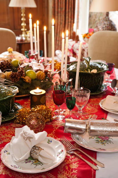 val foster's christmas home - home decoration stock pictures, royalty-free photos & images