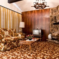 1970s era living room - home decoration stock pictures, royalty-free photos & images