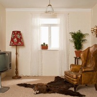 a kitsch living room - home decoration stockfoto's en -beelden
