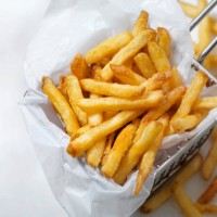 air fried, crispy french fries - junk food stock pictures, royalty-free photos & images