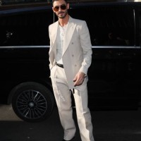 Alejandro Speitzer arrives at the Dolce & Gabbana fashion show during the Milan Menswear Fall/Winter 2025 - 2026 Fashion Week on January 18, 2025 in...