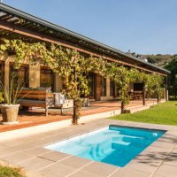 backyard of a country home on a sunny afternoon - garden decoration stock pictures, royalty-free photos & images