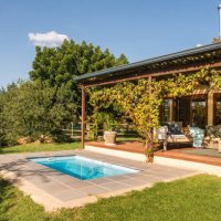 backyard of a country home on a sunny day in summer - garden decoration stock pictures, royalty-free photos & images