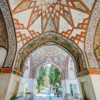 bagh-e fine graden, kashan, iran - garden decoration stock pictures, royalty-free photos & images