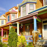 baltimore neighborhood of charles village - garden decoration stock pictures, royalty-free photos & images