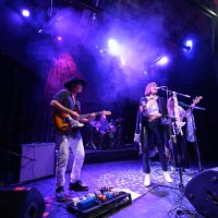 band performing onstage at small venue - concert stock pictures, royalty-free photos & images