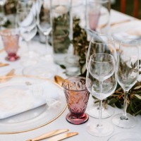 beautiful boho wedding table decoration with olive branches and rose drink glasses in majorca - home decoration stock pictures, royalty-free photos & images