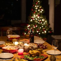 beautiful christmas dinner served on the table - home decoration stock pictures, royalty-free photos & images