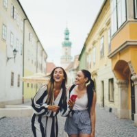beautiful girls traveling around europe together - travel stock pictures, royalty-free photos & images