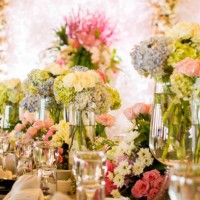 beautiful wedding flower decoration - home decoration stock pictures, royalty-free photos & images