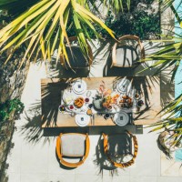 beautifully set outdoor dining table on the pool terrace. - garden decoration stock pictures, royalty-free photos & images