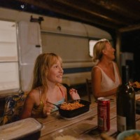 campervan family dinner - junk food stock pictures, royalty-free photos & images