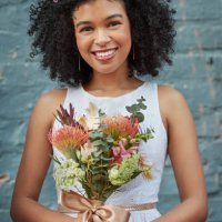 casarse te da ese tipo especial de felicidad - hairstyle fotografías e imágenes de stock