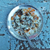 chana chaat -a variety of local foods being sold on a street of karachi - junk food stock pictures, royalty-free photos & images