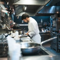 chef cooking in a luxury restaurant - food stock pictures, royalty-free photos & images