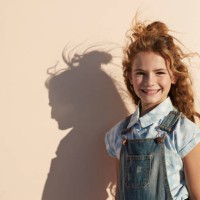 child portrait on studio background - fashion stock-fotos und bilder