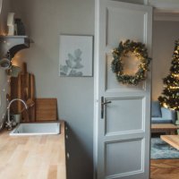christmas at home - home decoration stock pictures, royalty-free photos & images