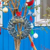 christmas decorations, merry chrismas - garden decoration stock pictures, royalty-free photos & images