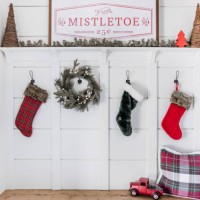 christmas entryway and home decor - home decoration stock pictures, royalty-free photos & images