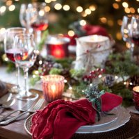 christmas holiday dining - home decoration stock pictures, royalty-free photos & images