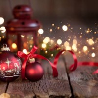 christmas tree and nativity ornaments on an old wood background - home decoration stock pictures, royalty-free photos & images